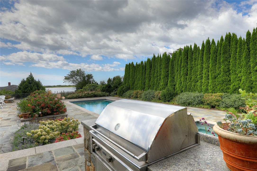 93 Wagner Road Westerly, RI 02891 - Photo 20 of 50