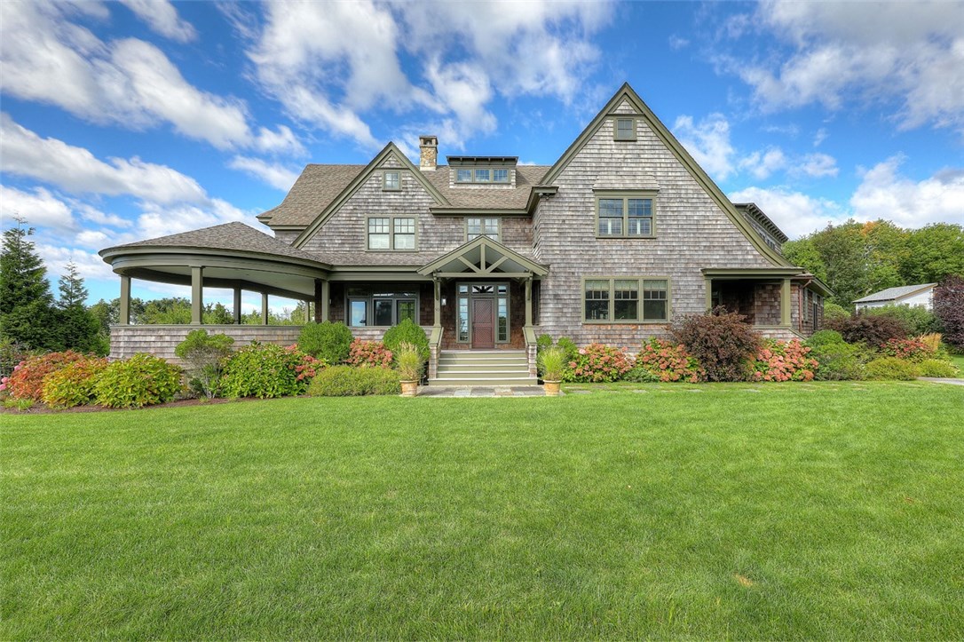 93 Wagner Road Westerly, RI 02891 - Photo 3 of 50