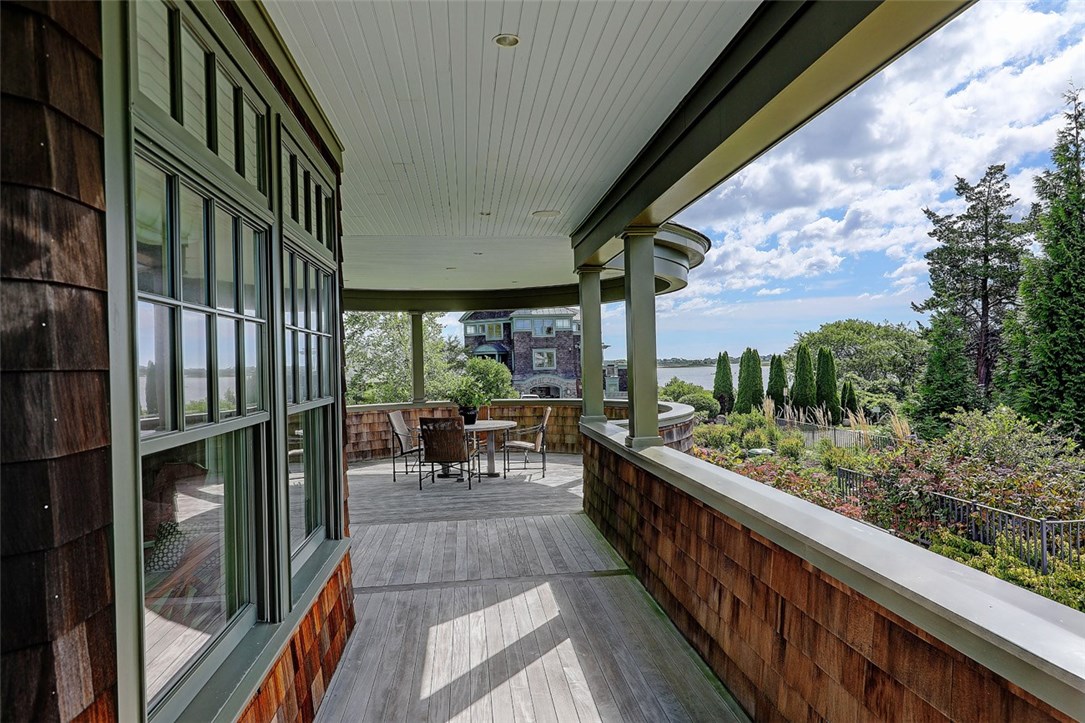 93 Wagner Road Westerly, RI 02891 - Photo 4 of 50