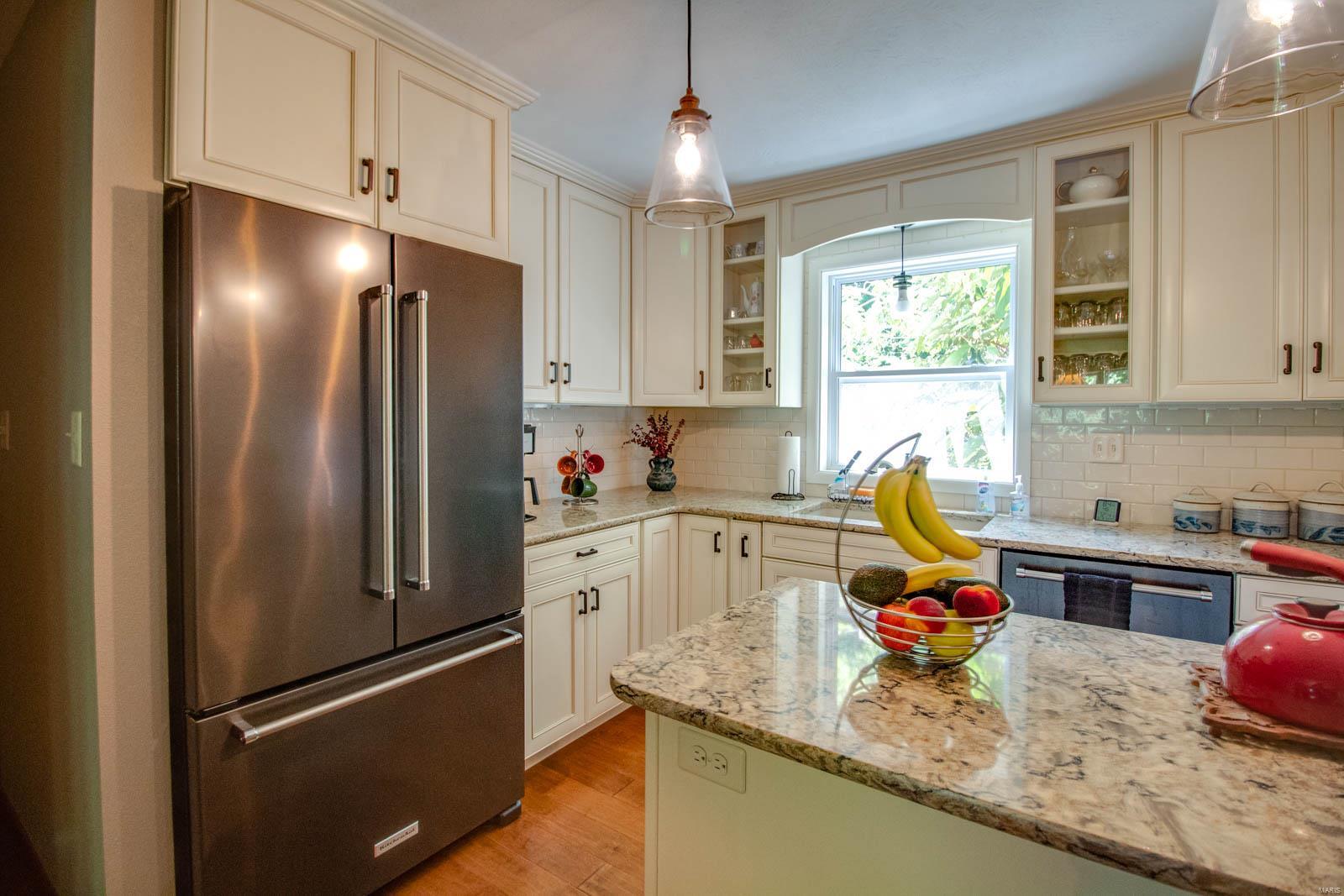 915 Reservoir Road Staunton, IL 62088 - Photo 18 of 64