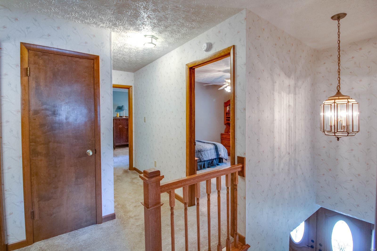 915 Reservoir Road Staunton, IL 62088 - Photo 28 of 64