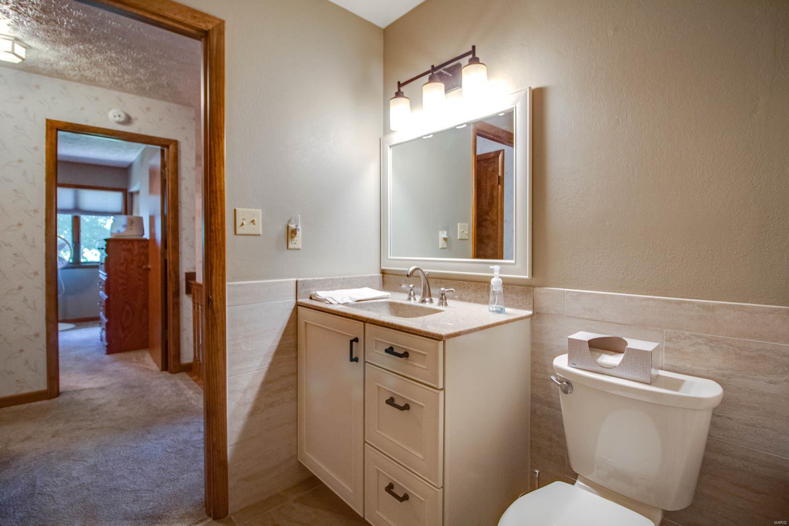 915 Reservoir Road Staunton, IL 62088 - Photo 37 of 64