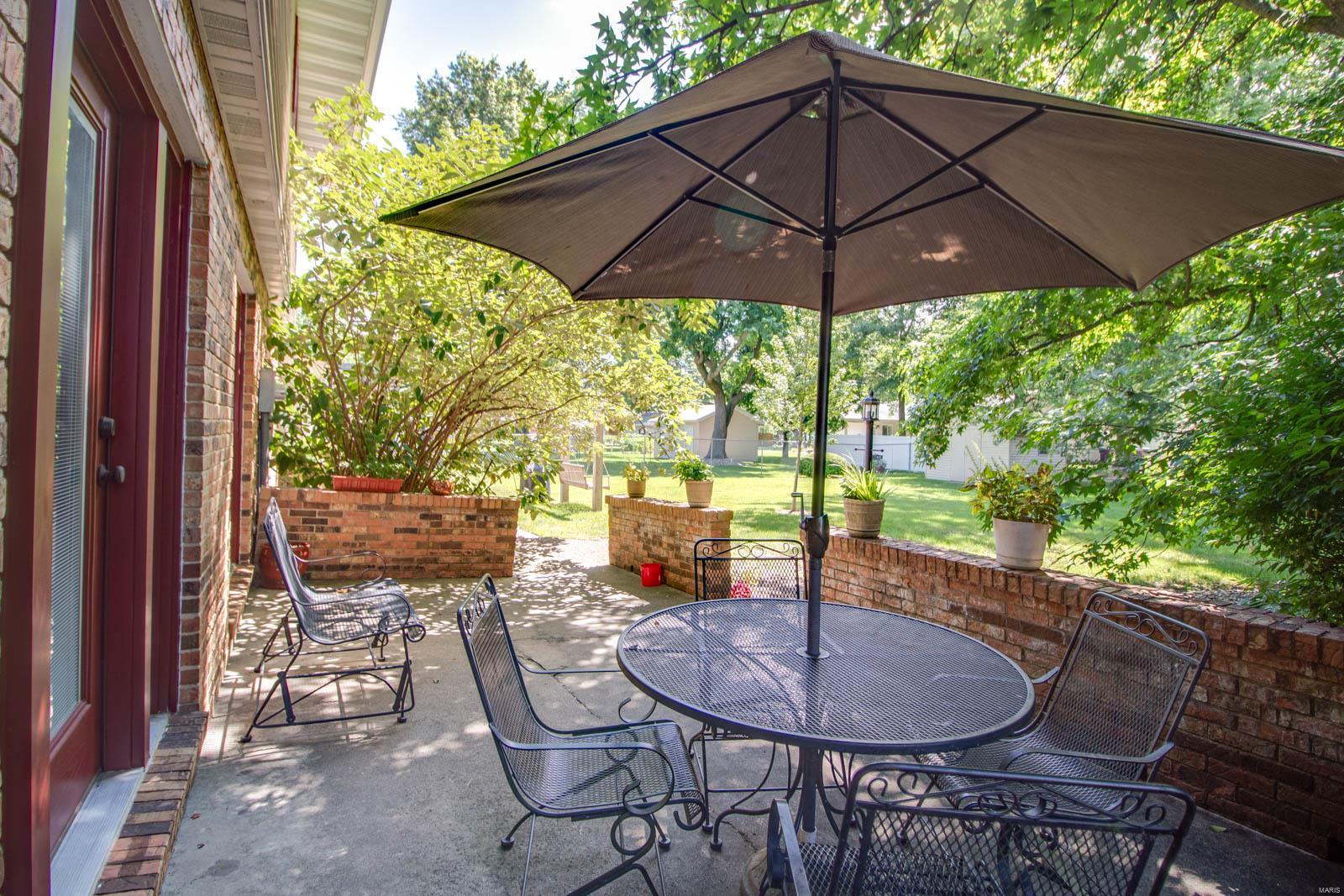 915 Reservoir Road Staunton, IL 62088 - Photo 61 of 64