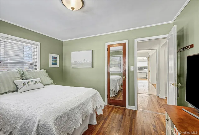 $749,000 | 64 Smith Street, Greenlawn, NY 11740