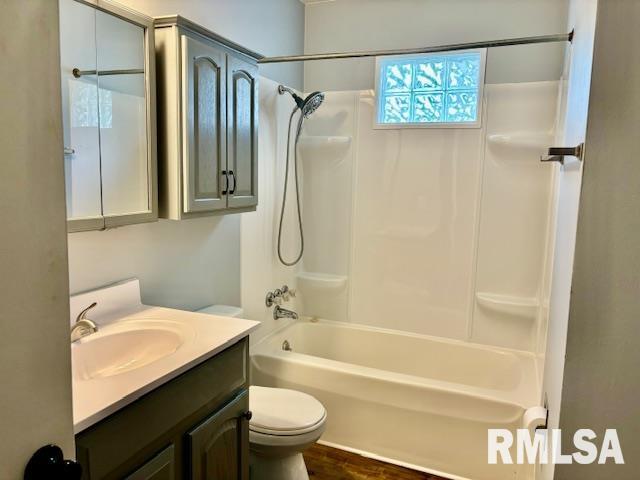 1604 Fairfield Drive Springfield, IL 62702 - Photo 9 of 19