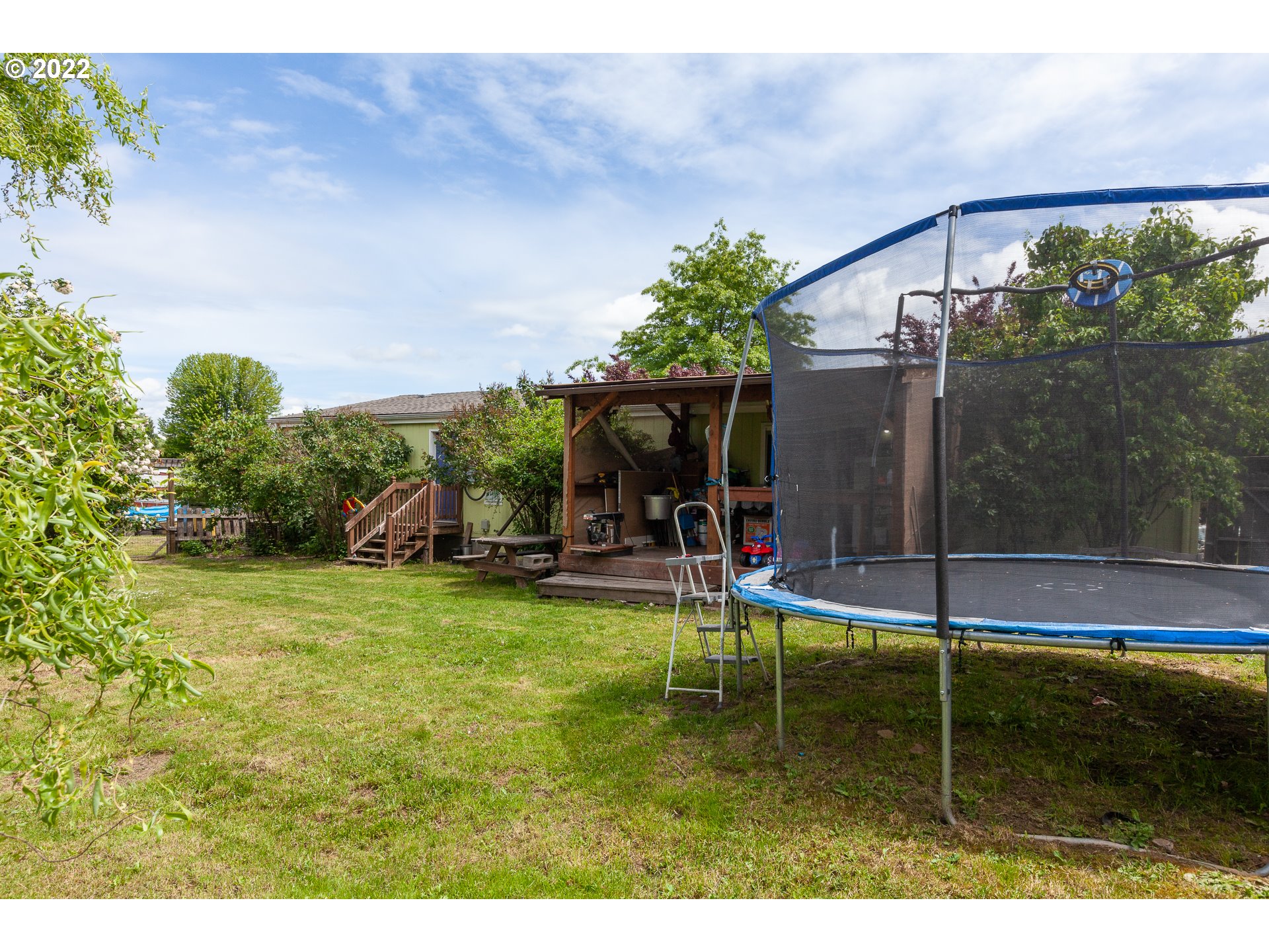 3460 Whitten Road Hood River, OR 97031 - Photo 27 of 32 Yard