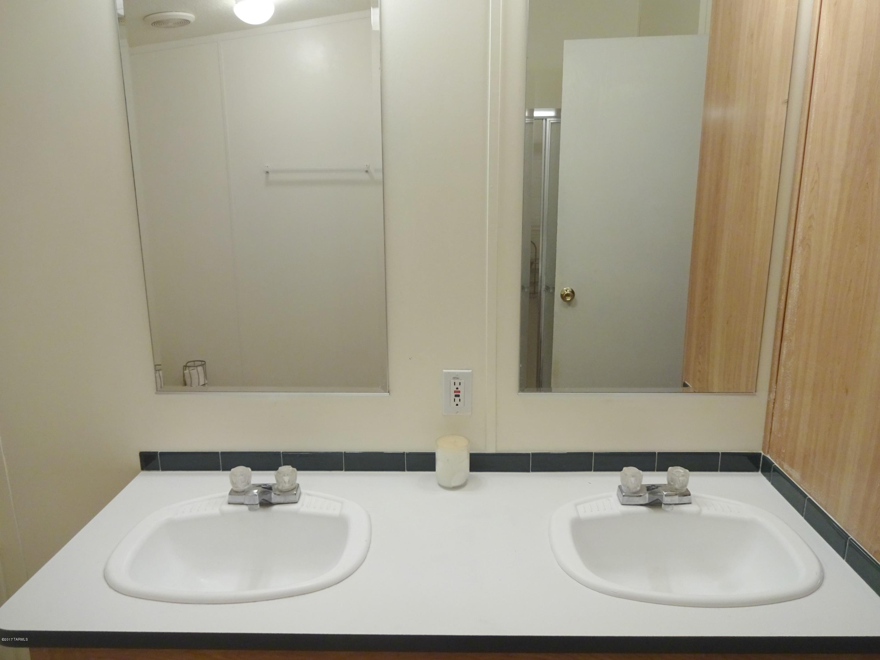 10513 West Mars Road Tucson, AZ 85743 - Photo 15 of 29 Gallery Image 15