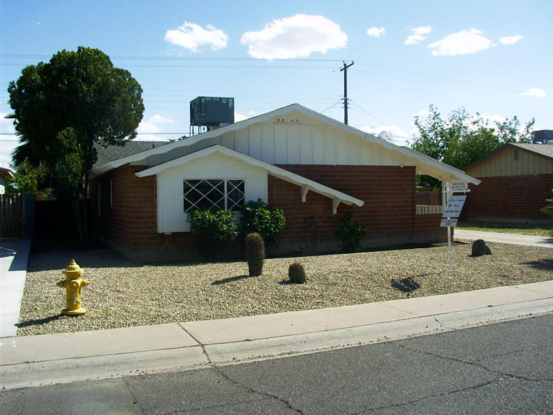 3525 West Lawrence Road Phoenix, AZ 85019 - Photo 1 of 12 3525 W. Lawrence