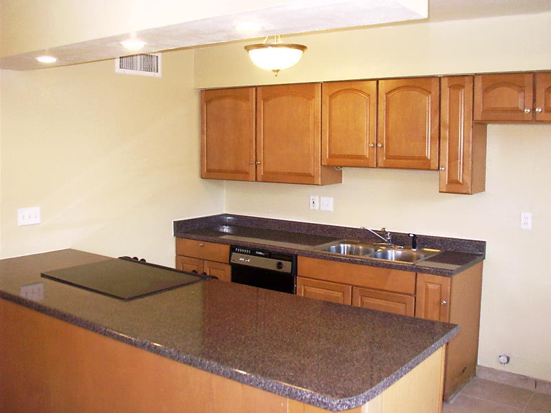 3525 West Lawrence Road Phoenix, AZ 85019 - Photo 11 of 12 3525