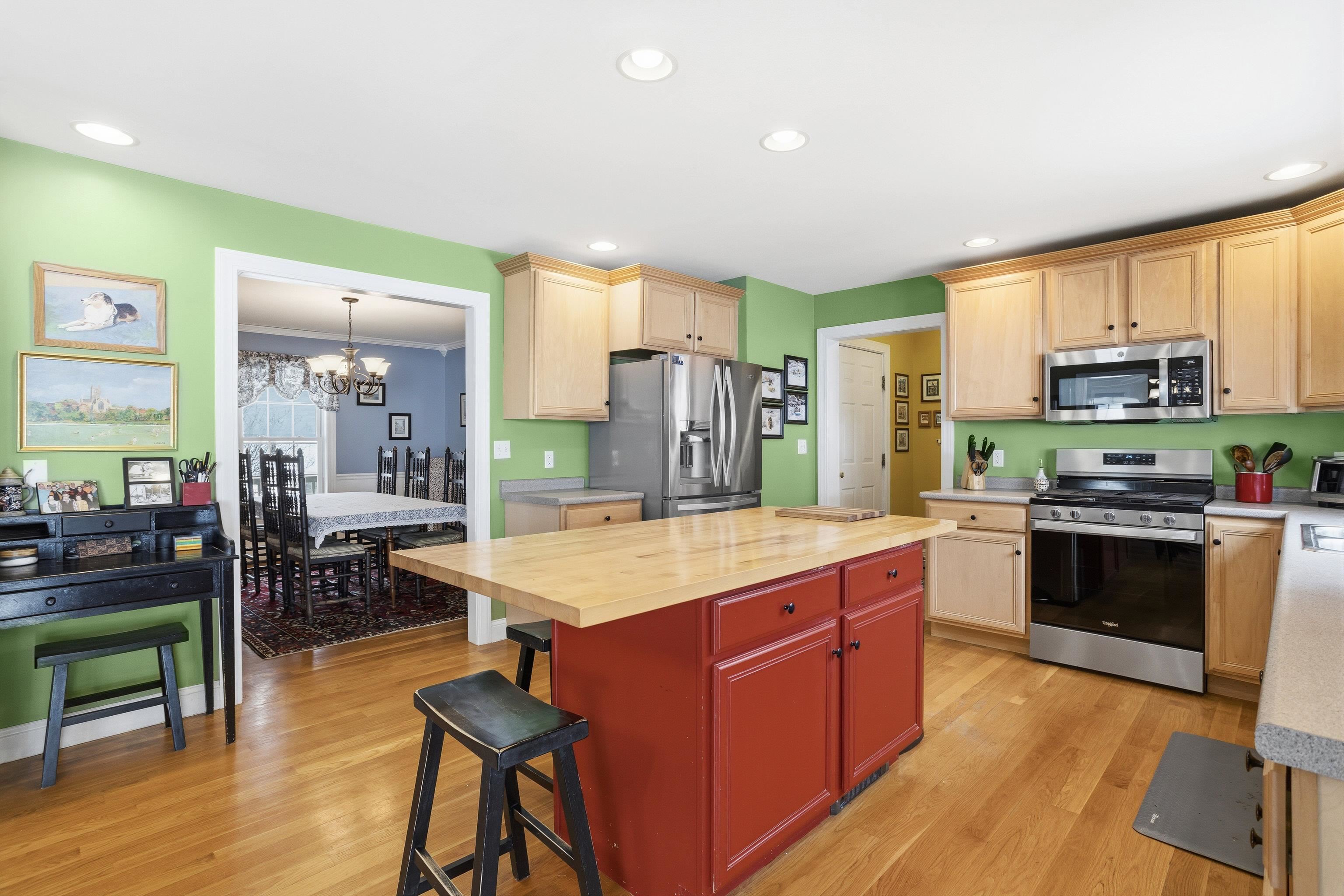 64 Danielle Lane Dover, NH 03820 - Photo 11 of 53