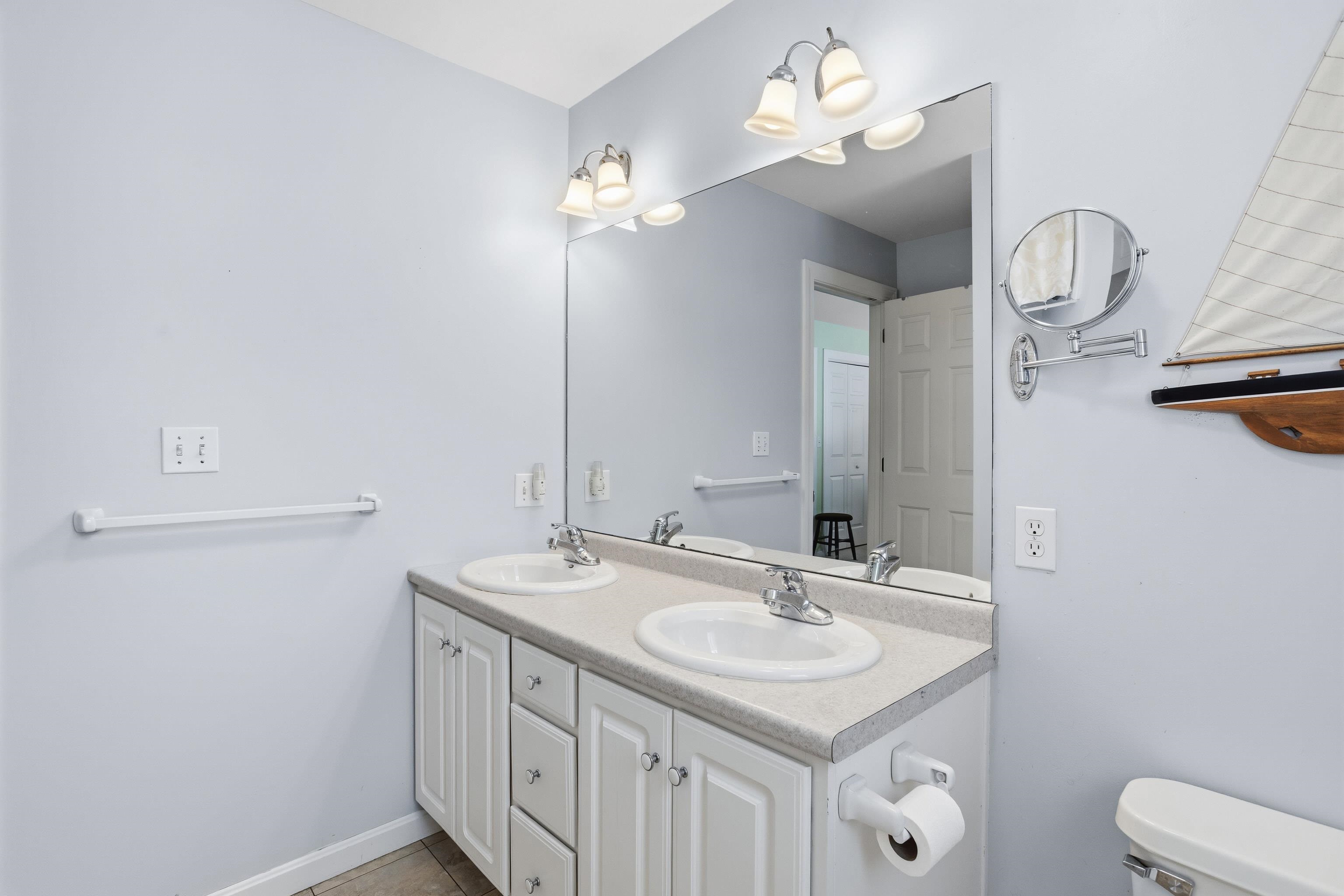 64 Danielle Lane Dover, NH 03820 - Photo 32 of 53