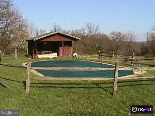 511 Highspire Road Glenmoore, PA 19343 - Photo 4 of 5