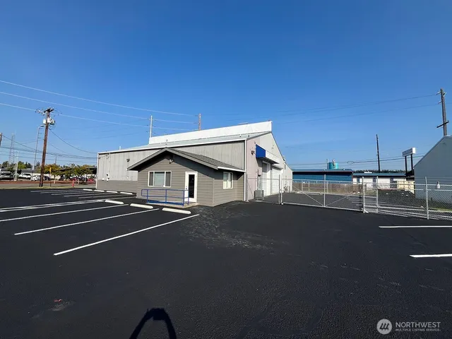 a view of a street in front of the house