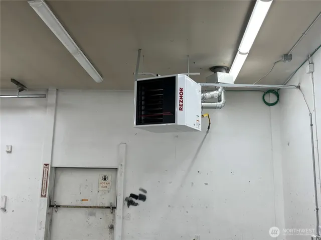 a view of a storage & utility room