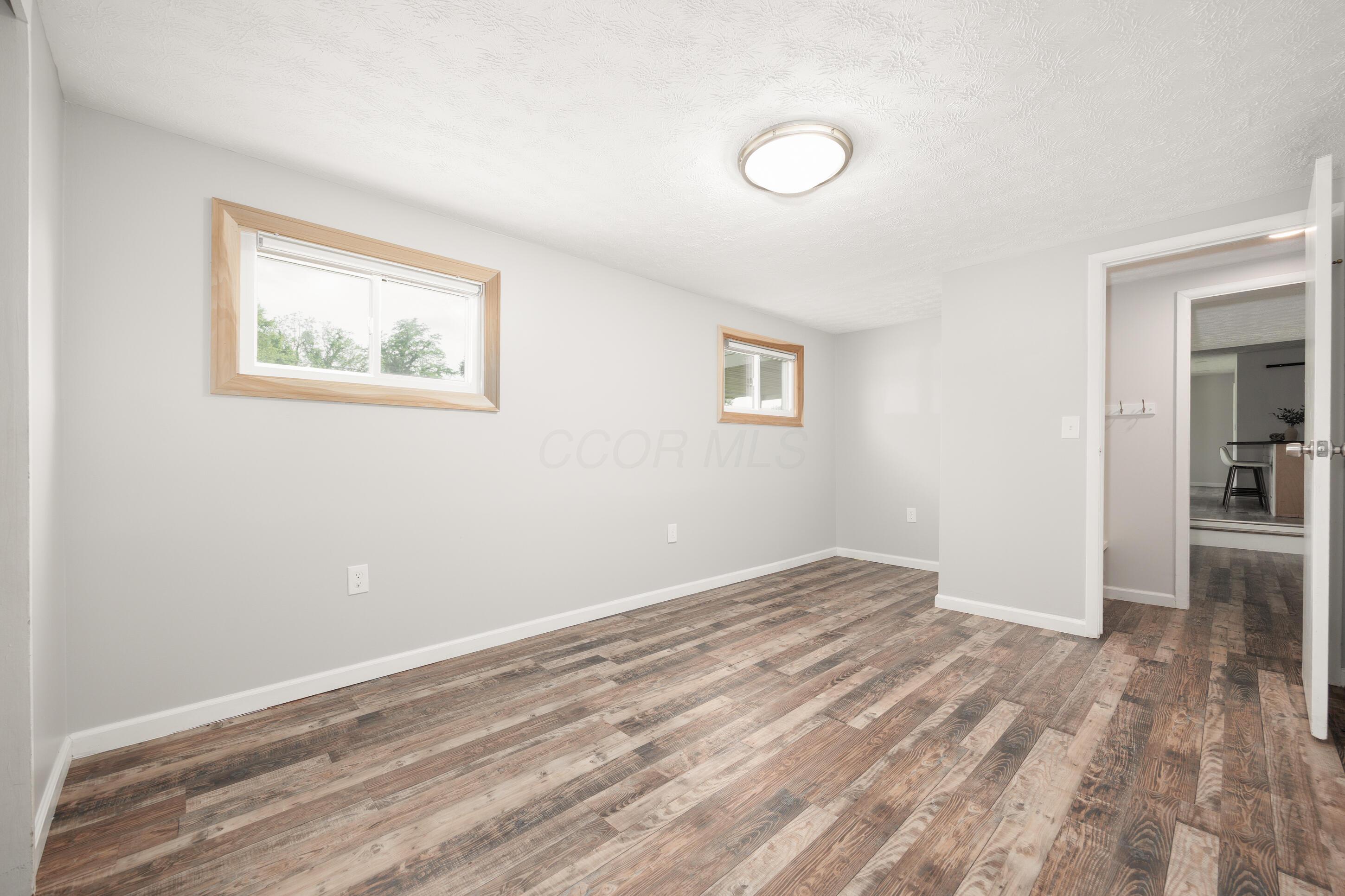 1366 Dyer Road Grove City, OH 43123 - Photo 25 of 49 Bedroom 3