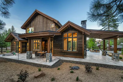 $3,375,000 | 9316 Heartwood Drive, Truckee, CA 96161