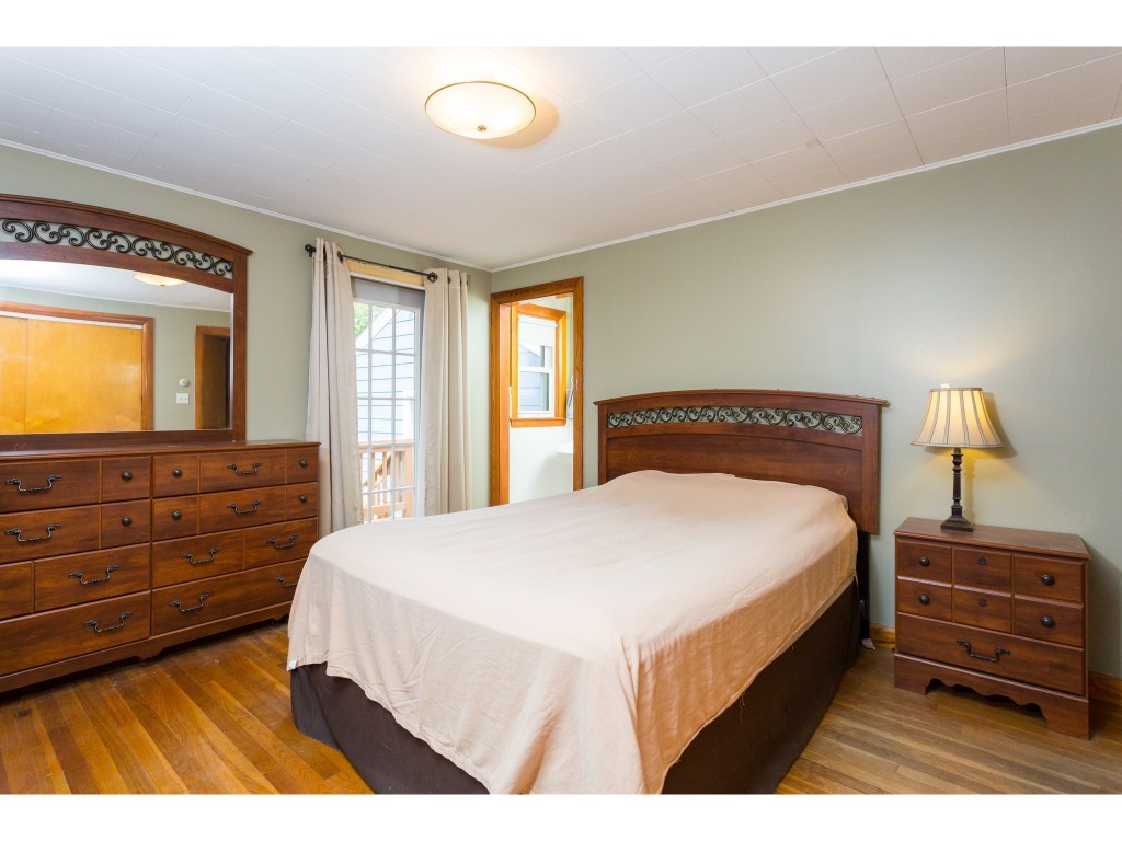 21 Howe Street Rochester, NH 03867 - Photo 14 of 30