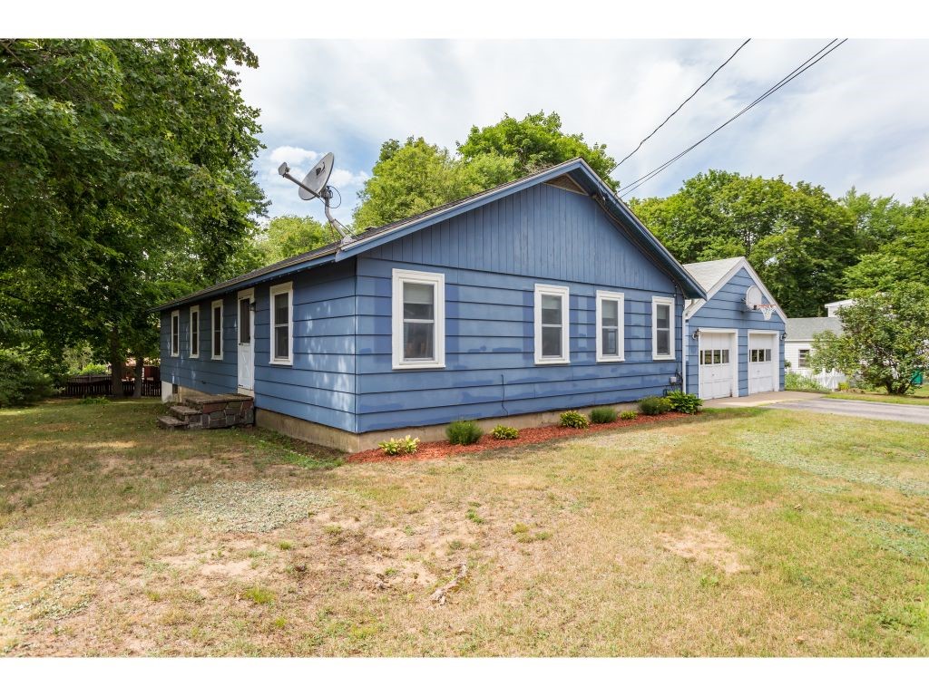 21 Howe Street Rochester, NH 03867 - Photo 29 of 30