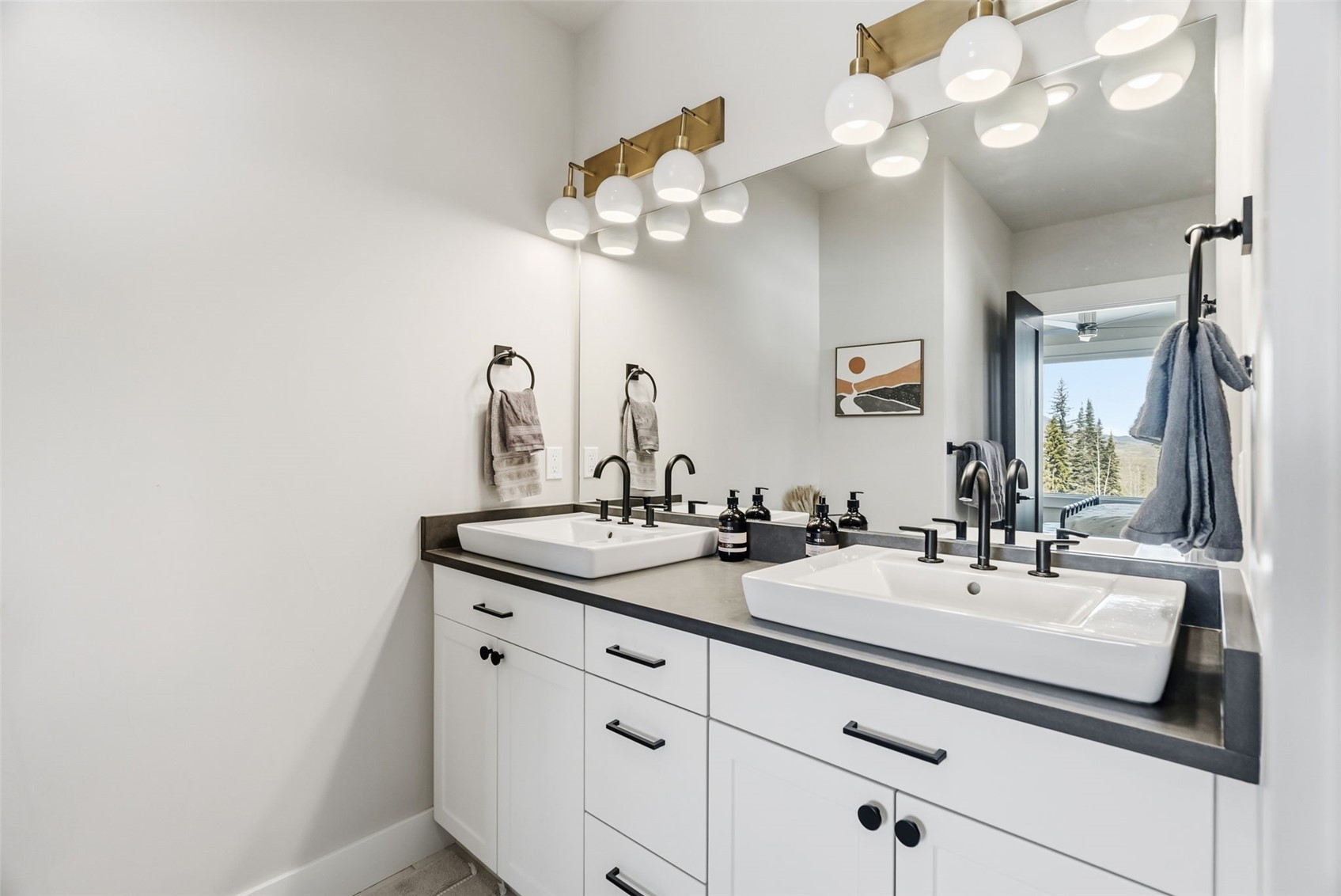 283 McKay Road Silverthorne, CO 80498 - Photo 23 of 47 Ensuite Bathroom