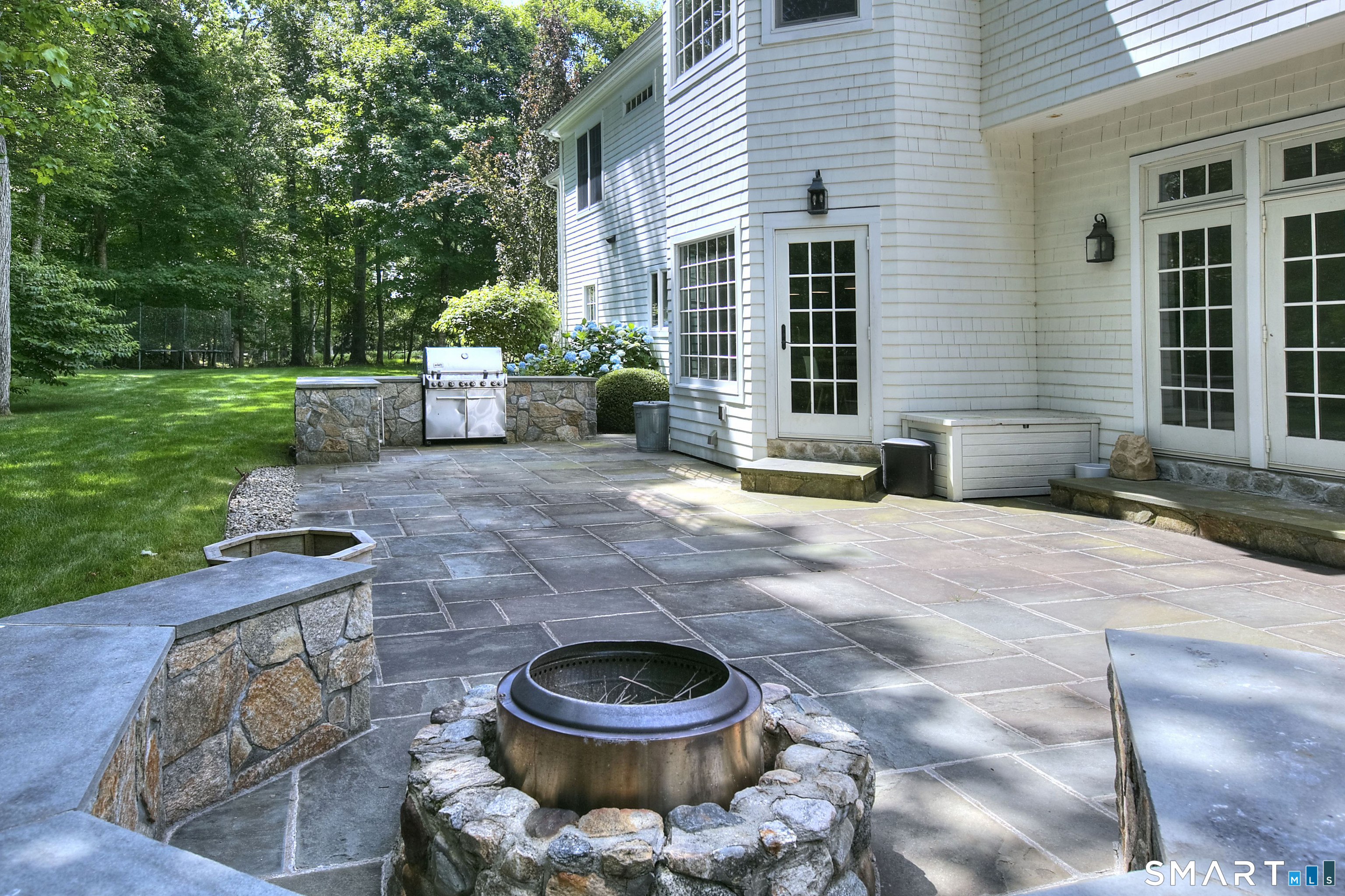 46 Burr Farms Road Westport, CT 06880 - Photo 11 of 36
