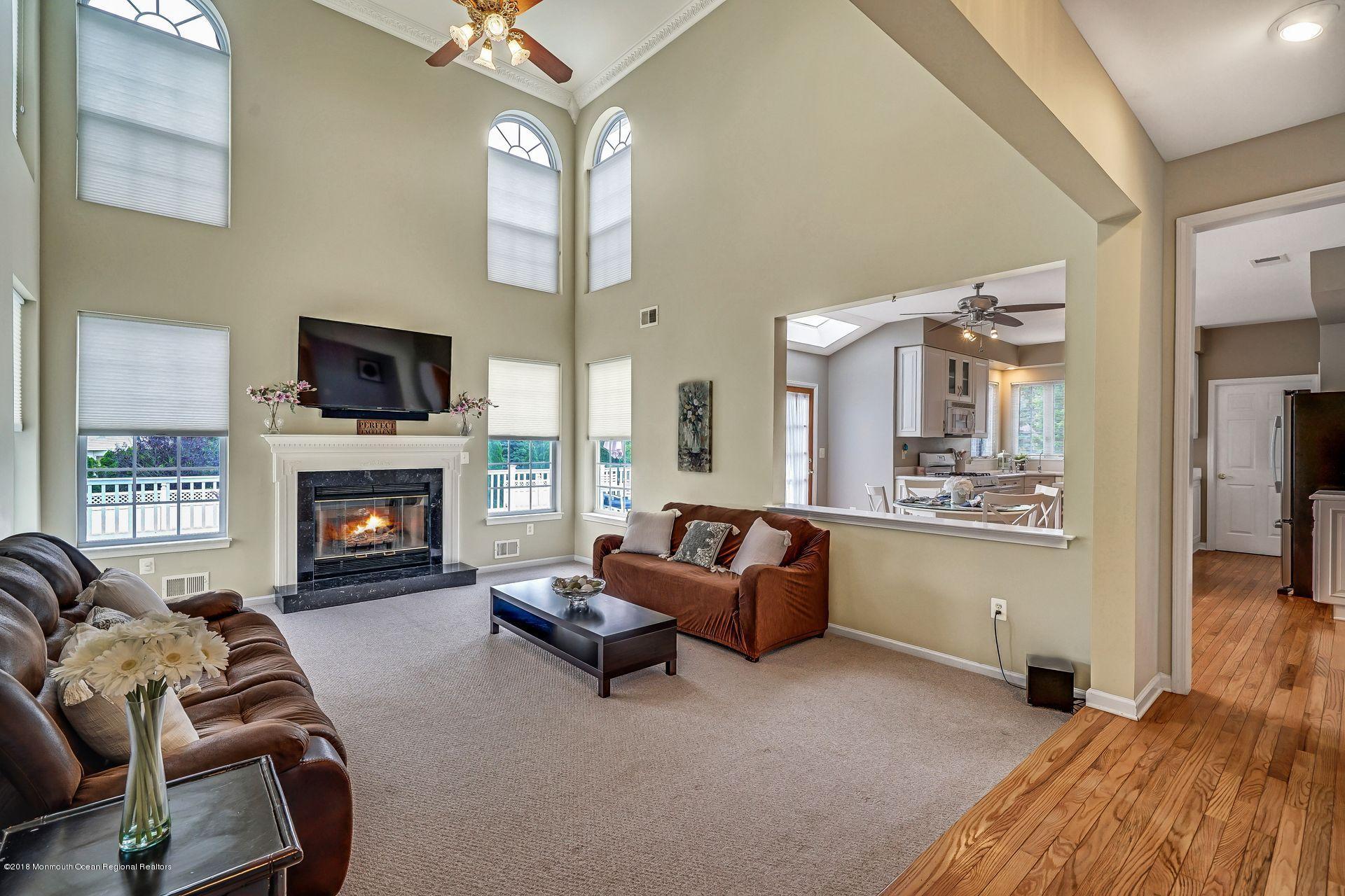 251 Pin Oak Road Freehold, NJ 07728 - Photo 12 of 51 34