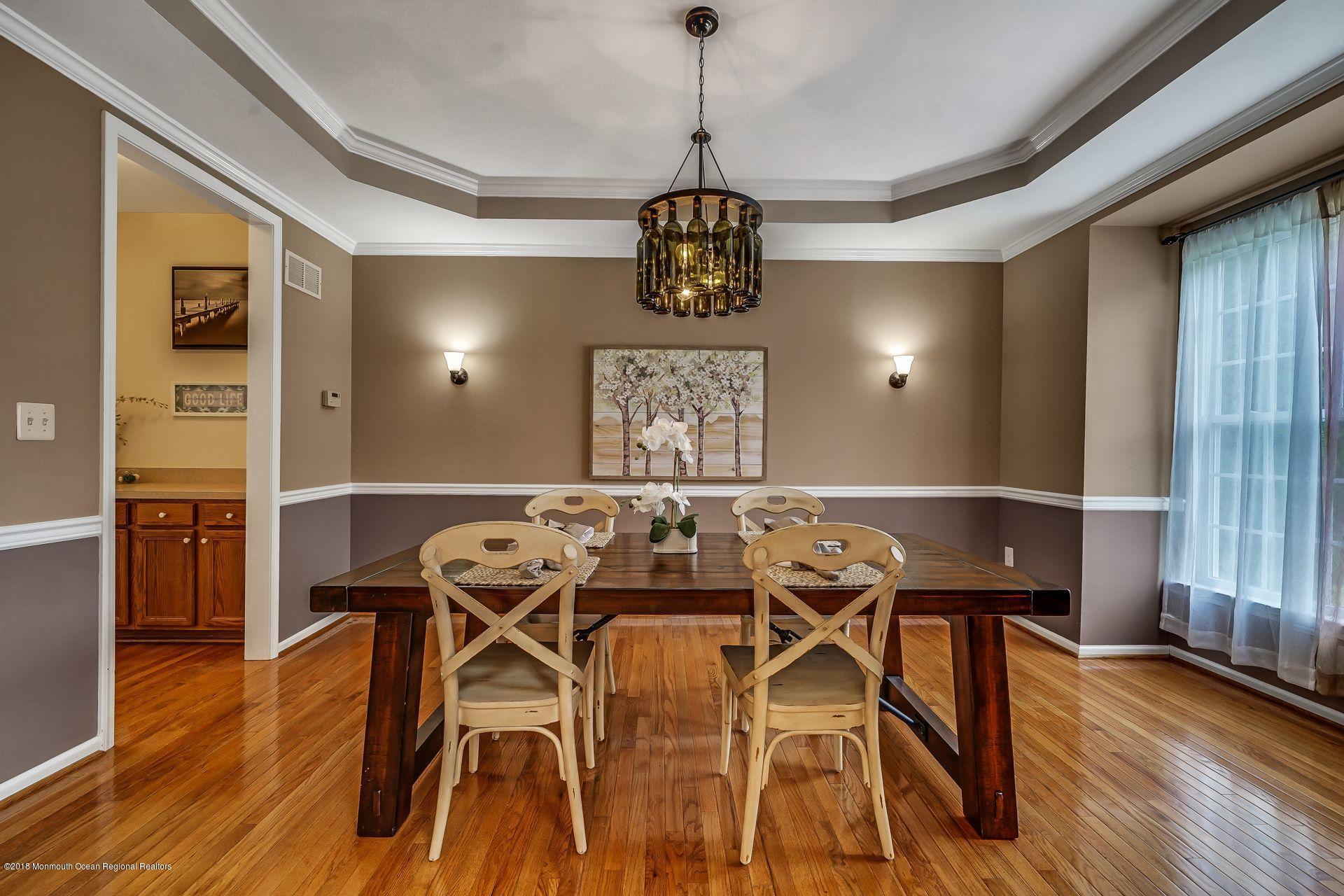 251 Pin Oak Road Freehold, NJ 07728 - Photo 14 of 51 37