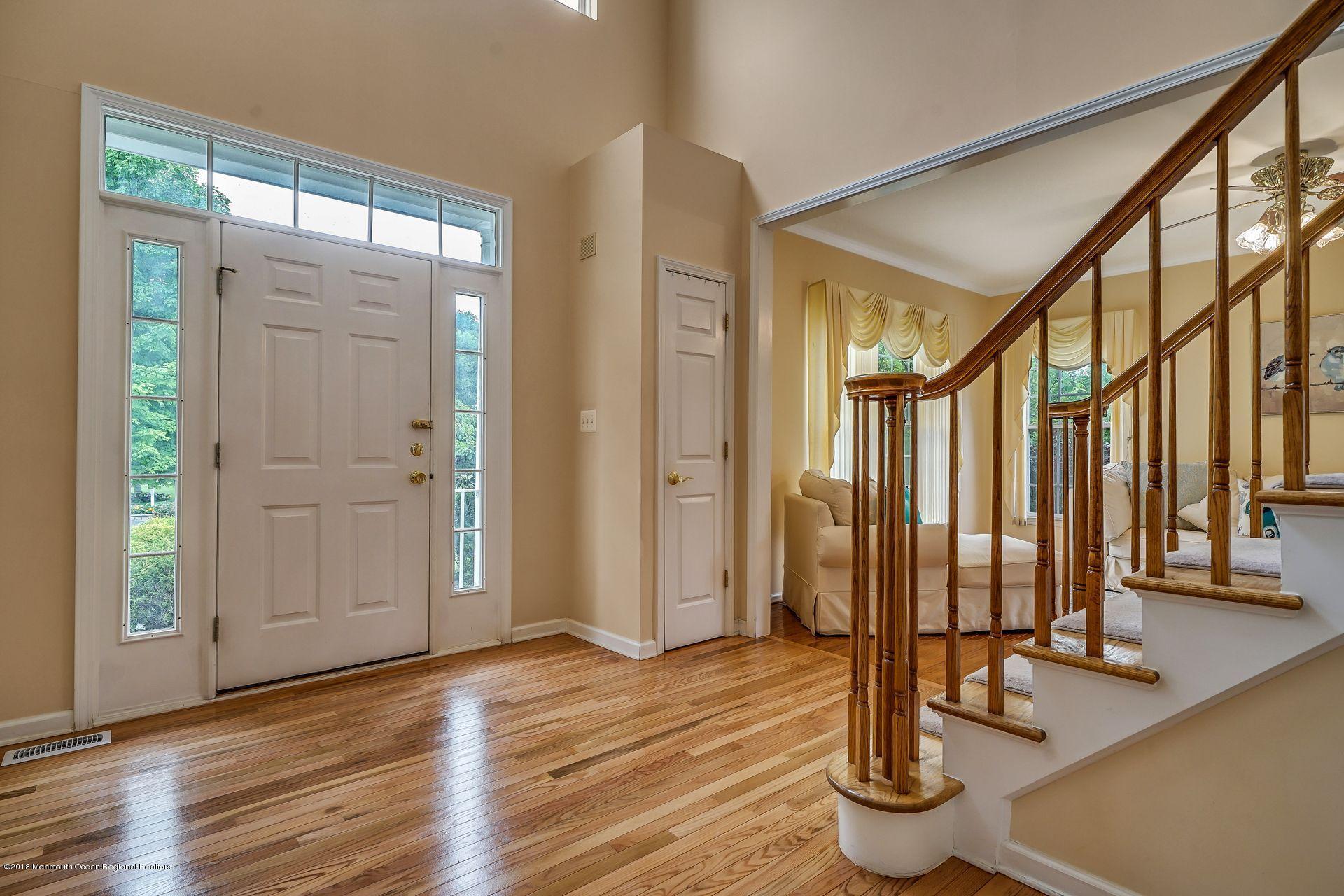 251 Pin Oak Road Freehold, NJ 07728 - Photo 18 of 51 42