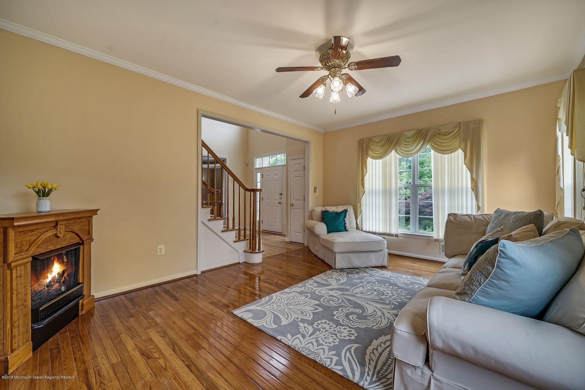 251 Pin Oak Road Freehold, NJ 07728 - Photo 20 of 51 44