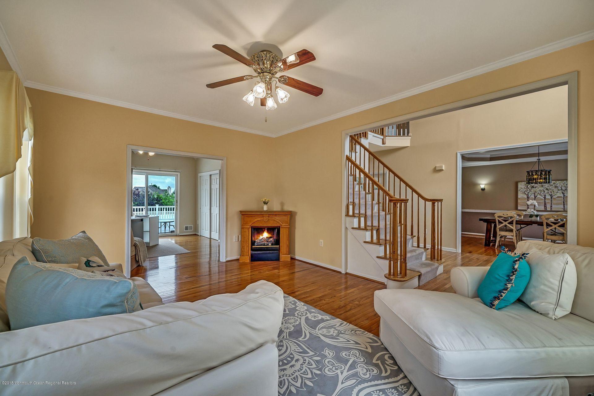 251 Pin Oak Road Freehold, NJ 07728 - Photo 21 of 51 45