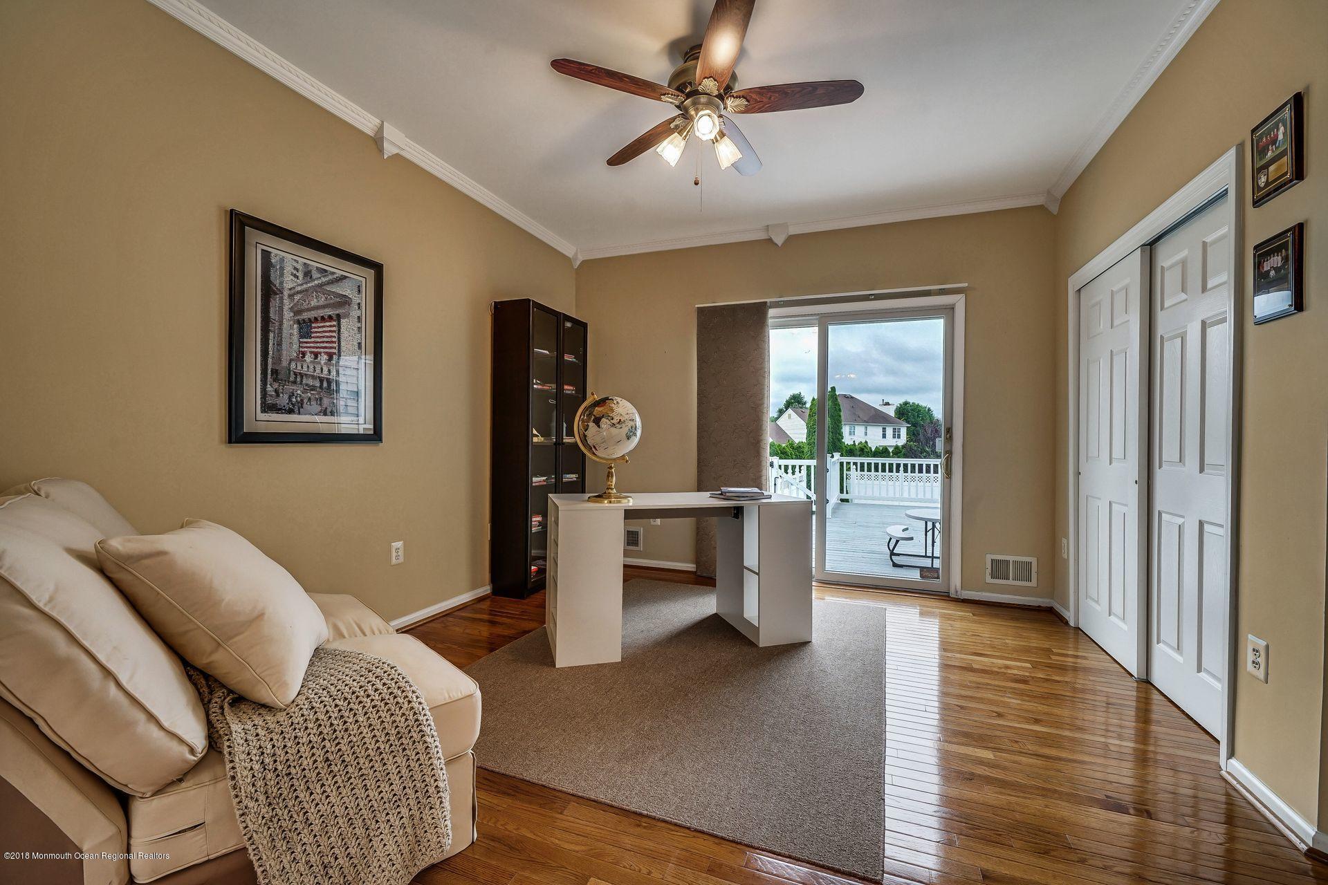 251 Pin Oak Road Freehold, NJ 07728 - Photo 22 of 51 46