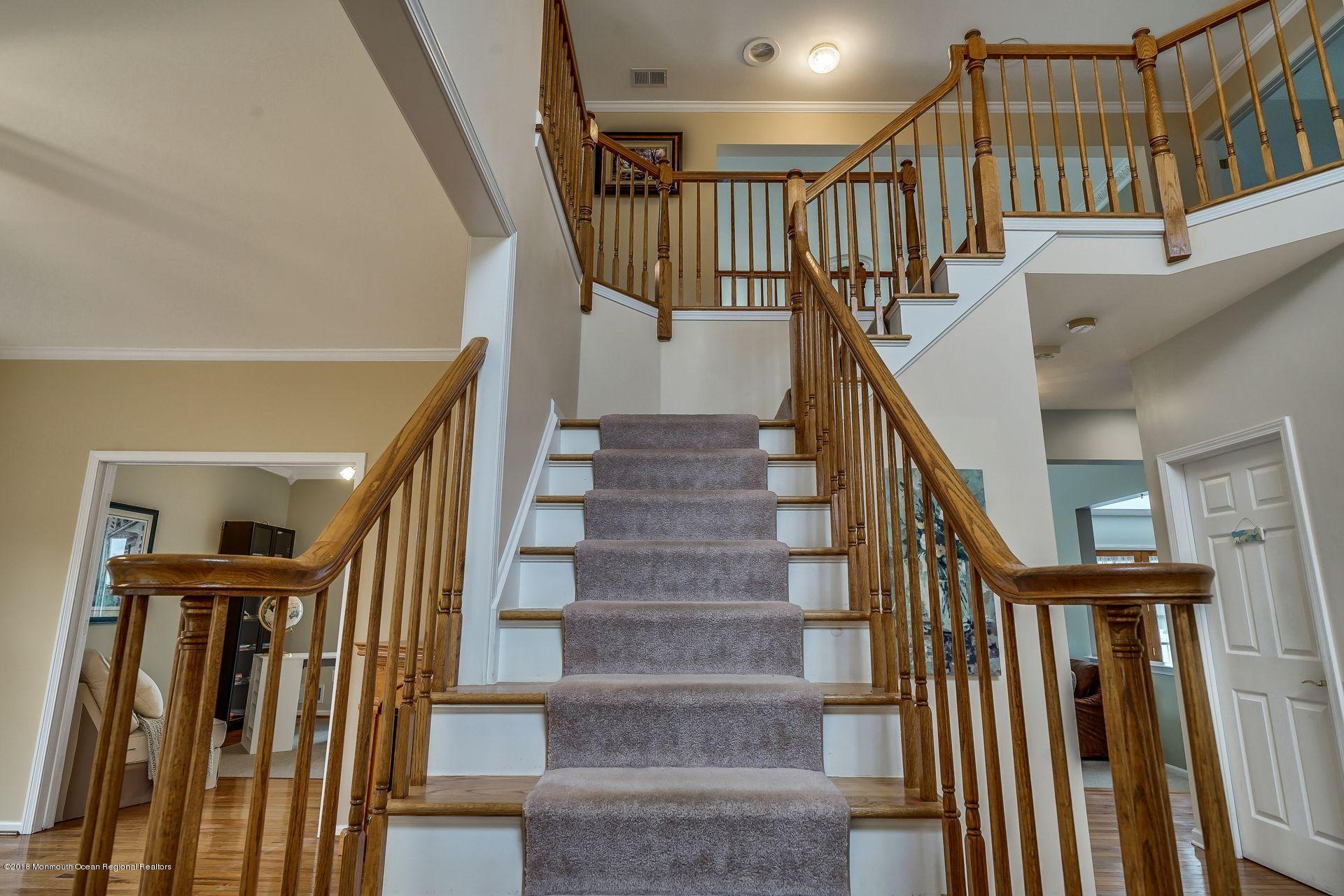 251 Pin Oak Road Freehold, NJ 07728 - Photo 31 of 51 57