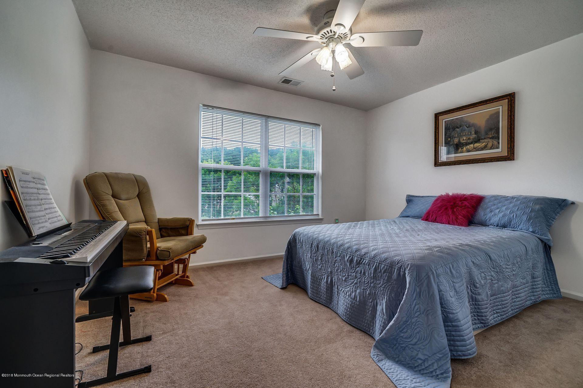 251 Pin Oak Road Freehold, NJ 07728 - Photo 36 of 51 62