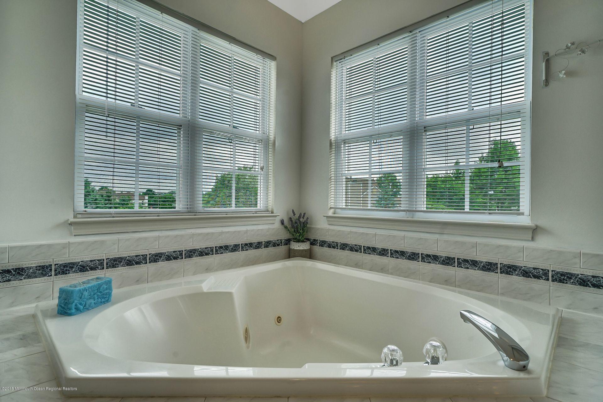 251 Pin Oak Road Freehold, NJ 07728 - Photo 44 of 51 72