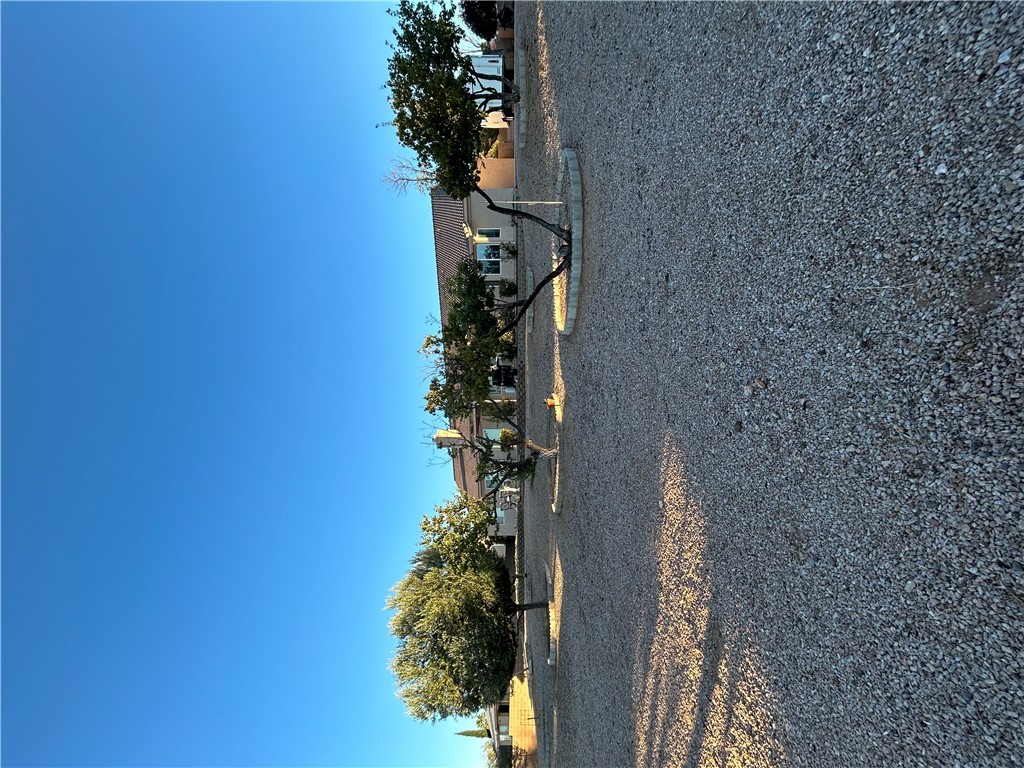 4351 Pinto Road Kingman, AZ 86401 - Photo 26 of 33 Yard