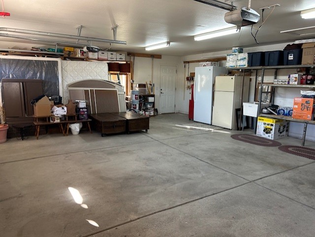 4351 Pinto Road Kingman, AZ 86401 - Photo 32 of 33 Garage