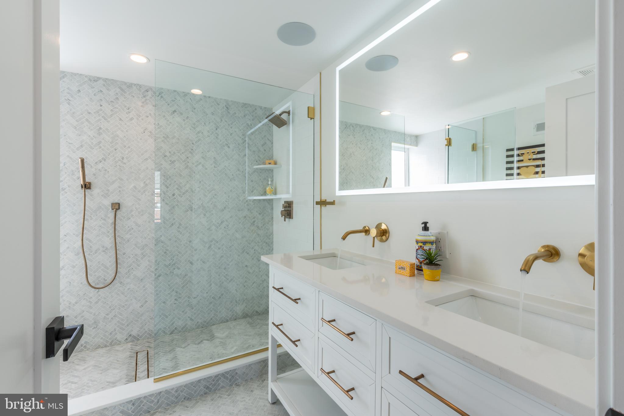 936 Tasker Street Philadelphia, PA 19148 - Photo 40 of 56