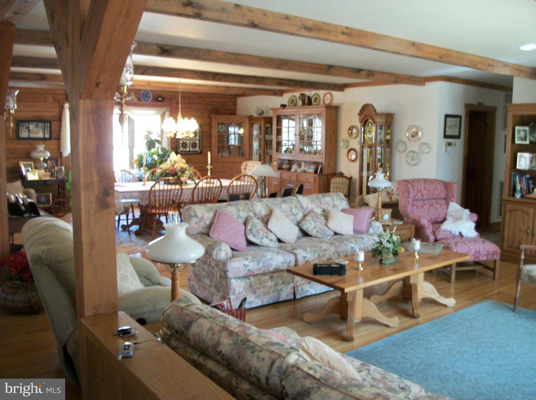 20174 Crooked Run Road Culpeper, VA 22701 - Photo 12 of 30 Living Room
