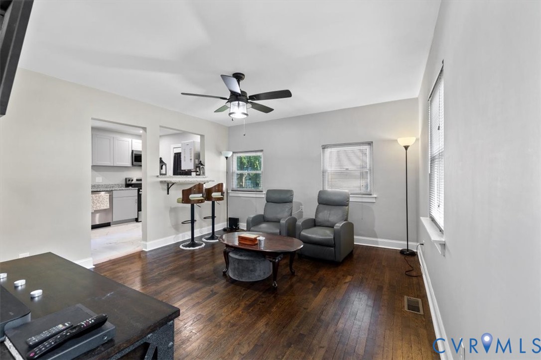2459 Osborne Road Chester, VA 23831 - Photo 3 of 18