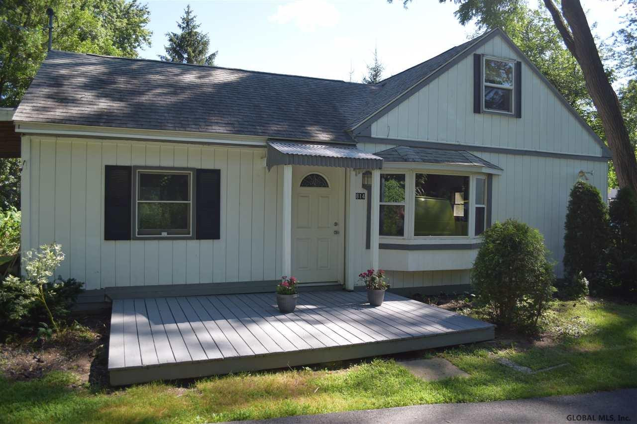 814 Kings Road Rotterdam, NY 12303 - Photo 1 of 8 Photo 1