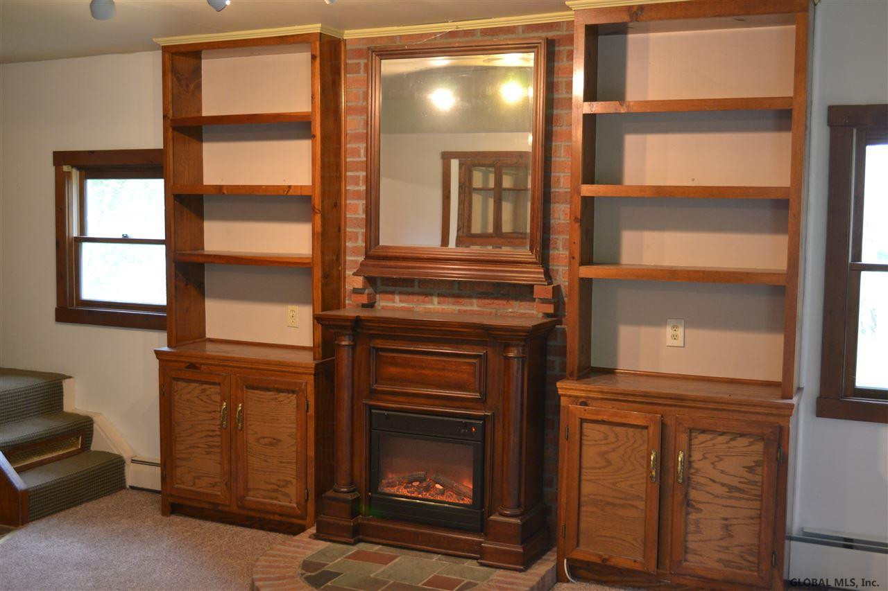 814 Kings Road Rotterdam, NY 12303 - Photo 3 of 8 Photo 3