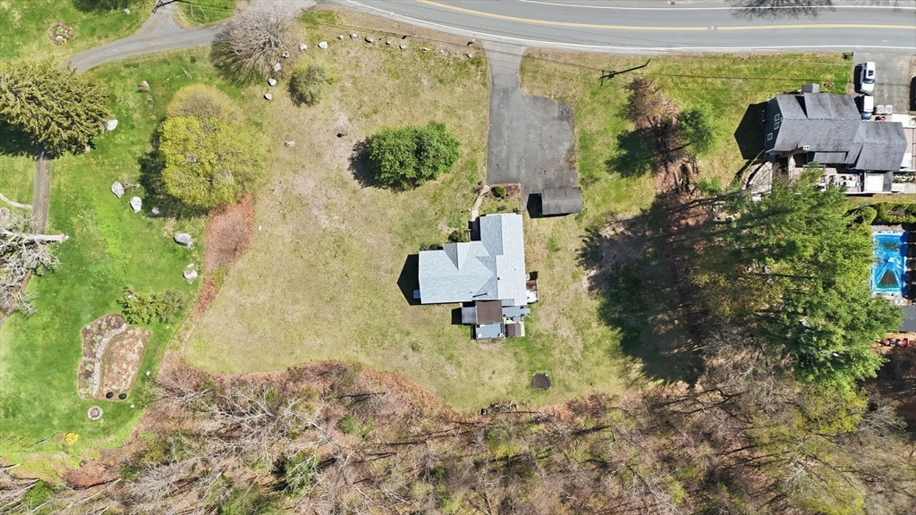 12 Pond Brook Road Huntington, MA 01050 - Photo 5 of 38 Gallery Image 5