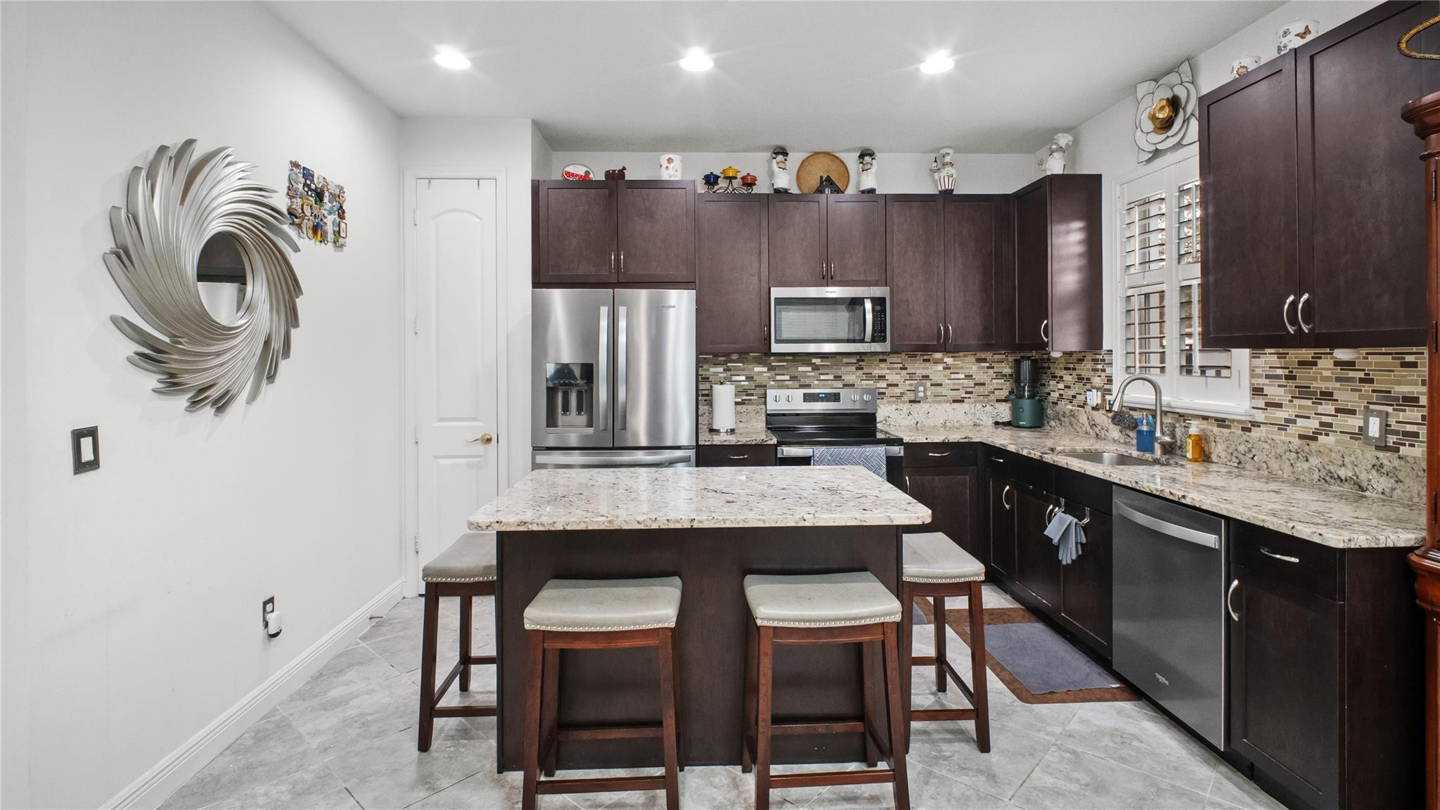 6993 Pines Circle, Unit 6993 Coconut Creek, FL 33073 - Photo 20 of 33 Photo 20