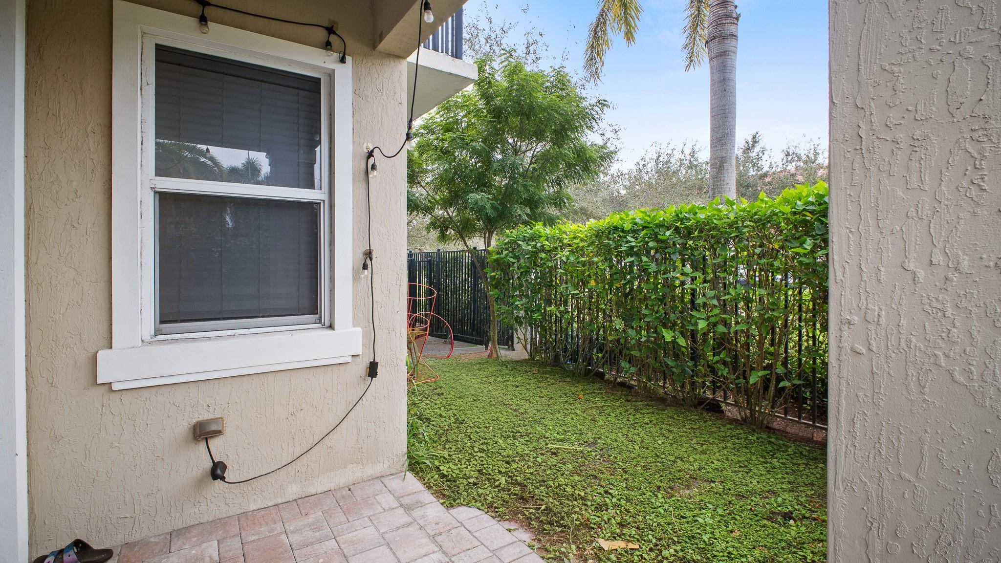 6993 Pines Circle, Unit 6993 Coconut Creek, FL 33073 - Photo 25 of 33 Photo 25