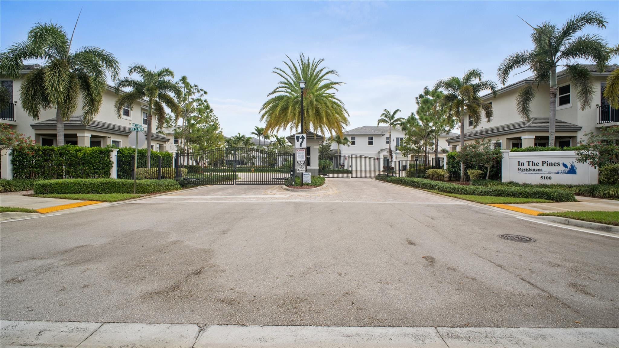 6993 Pines Circle, Unit 6993 Coconut Creek, FL 33073 - Photo 29 of 33 Photo 29