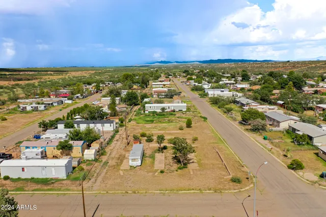 $40,000 | 301 Yuma Street, Unit 7, Huachuca City, AZ 85616