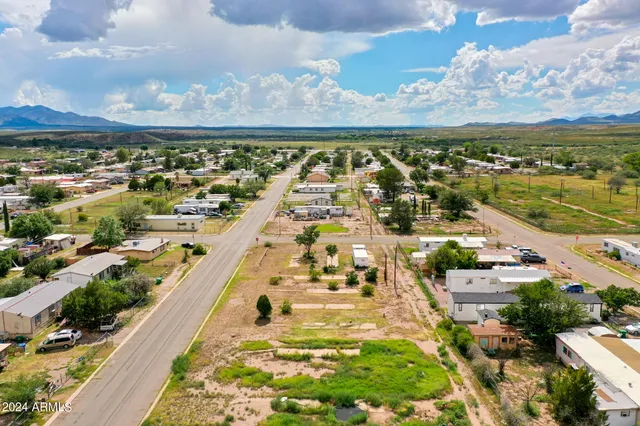 $40,000 | 301 Yuma Street, Unit 7, Huachuca City, AZ 85616