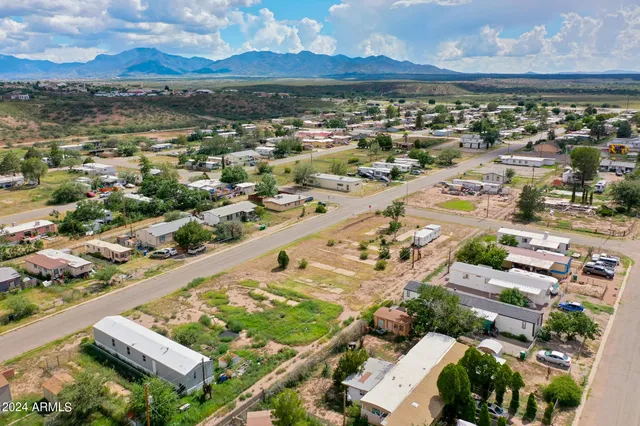 $40,000 | 301 Yuma Street, Unit 7, Huachuca City, AZ 85616