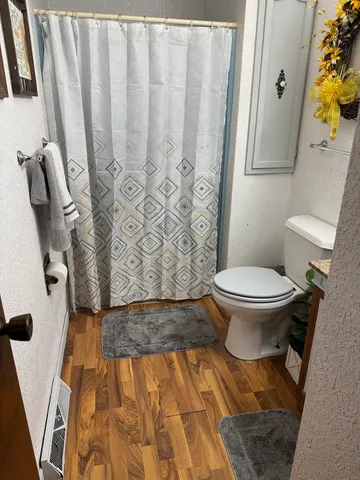 $239,900 | 21 Colonial Drive, Clinton, IL 61727