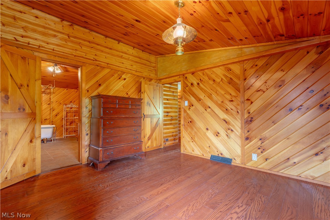 5103 Brocade Road Southeast Amsterdam, OH 43903 - Photo 18 of 34