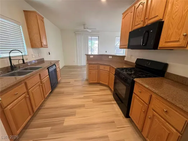 $2,300 | 11616 West Kings Arms Lane, Las Vegas, NV 89135